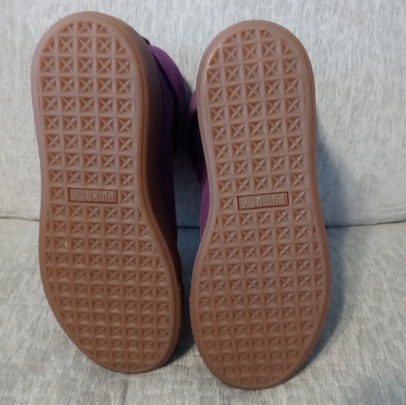 Puma X Rihanna Sneakers, NWOB - Picture 4 of 4